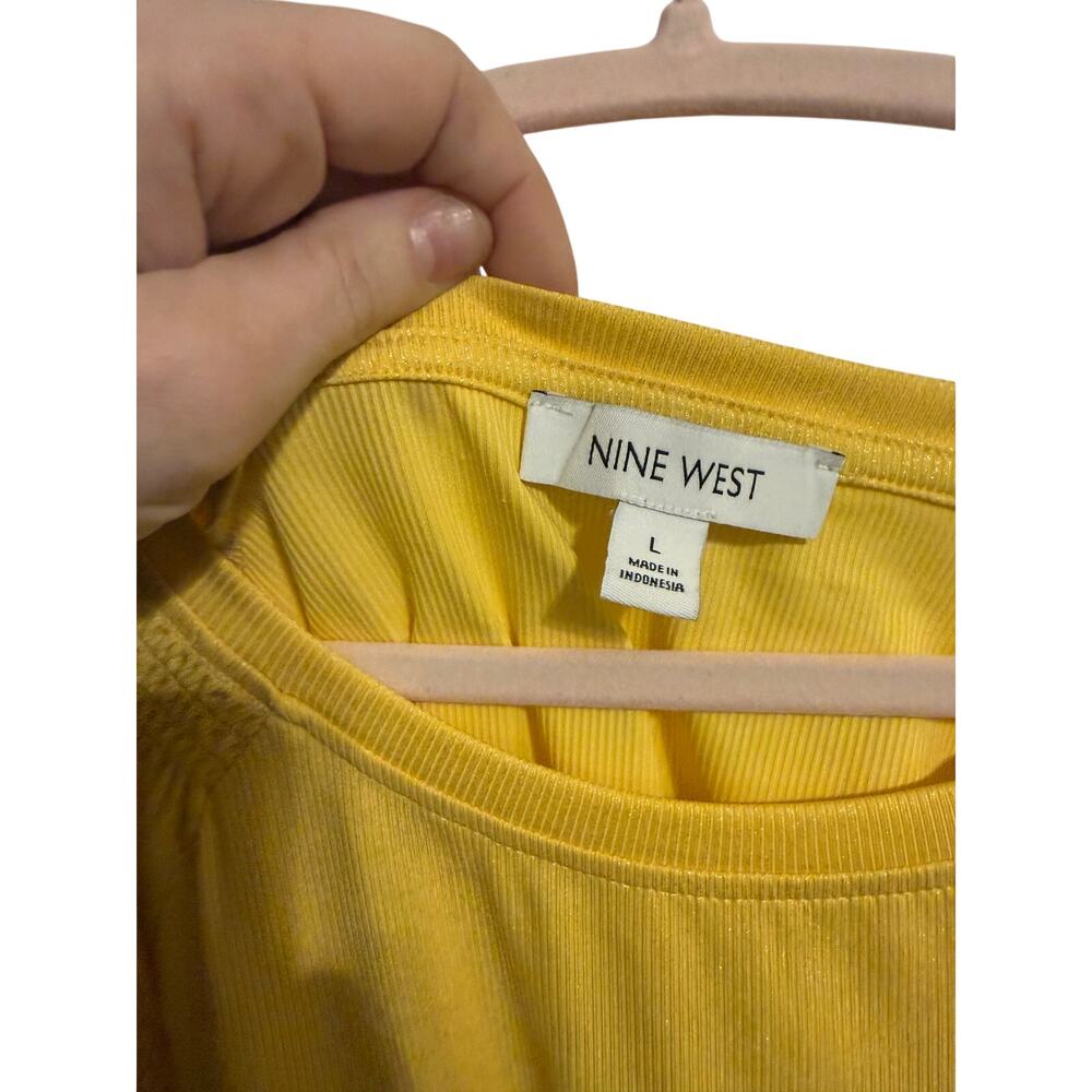 Nine West Women's Short Sleeve Smocked Raglan Flutter Shirt - Large - Picture 8 of 9